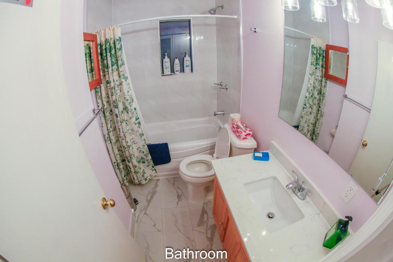 Comfort Home Торонто Экстерьер фото